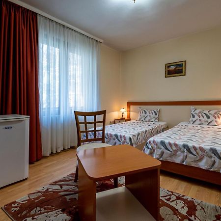 Primavera 1 Hotel Пазарджик Экстерьер фото