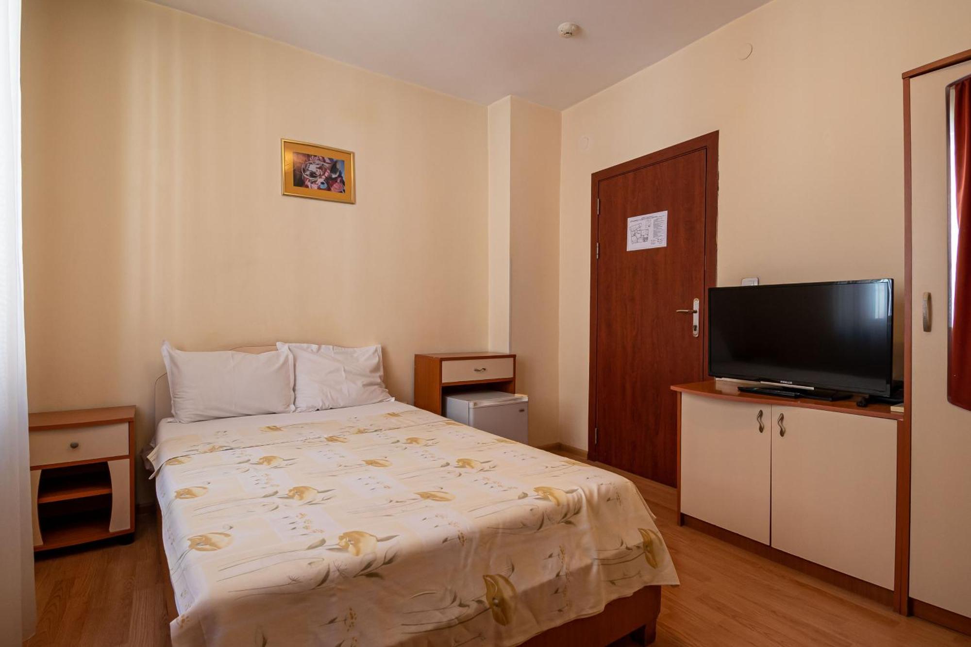 Primavera 1 Hotel Пазарджик Экстерьер фото