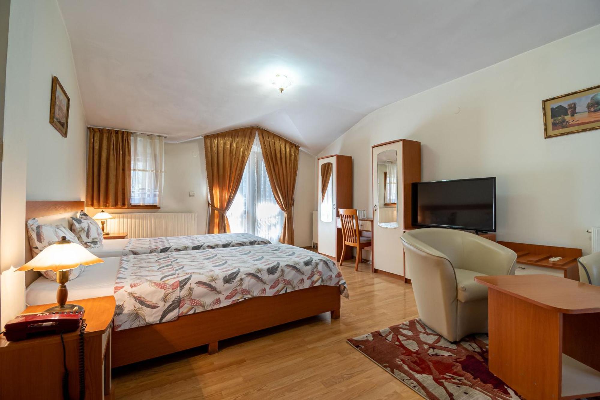 Primavera 1 Hotel Пазарджик Экстерьер фото